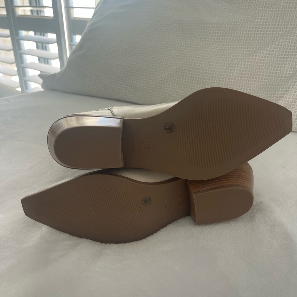 Cowboy Boots - Picture 3 of 4